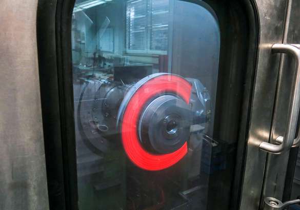 Как производят тормозные диски для премиум-брендов: изучаем завод компании Zimmermann