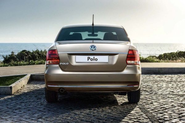VW Polo V — вид сзади