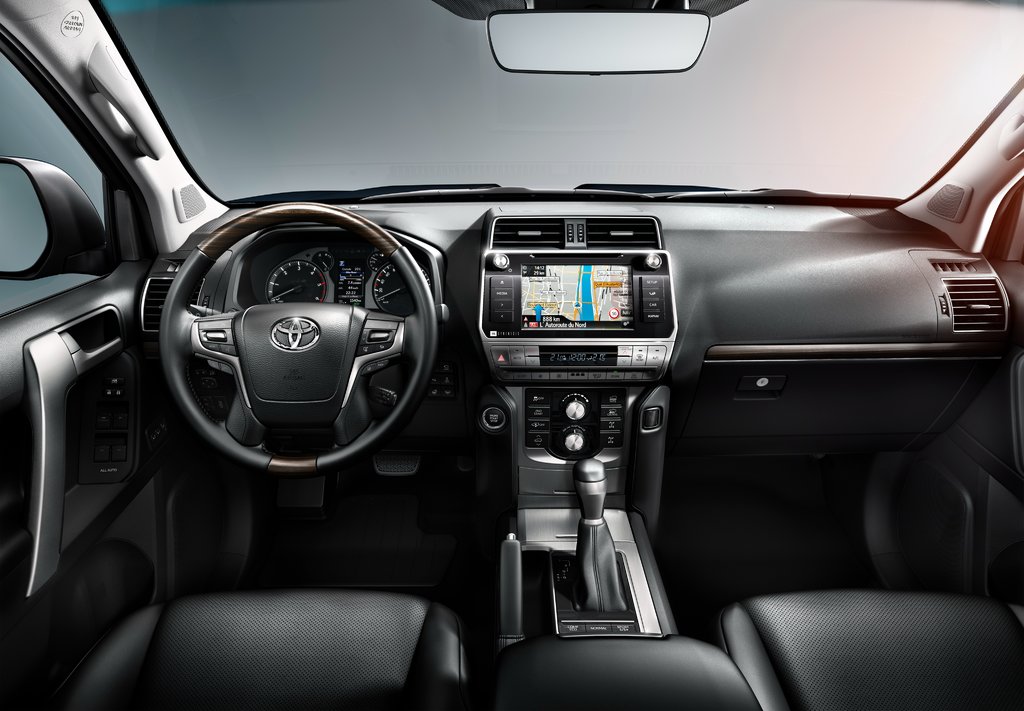 Toyota Prado Interior