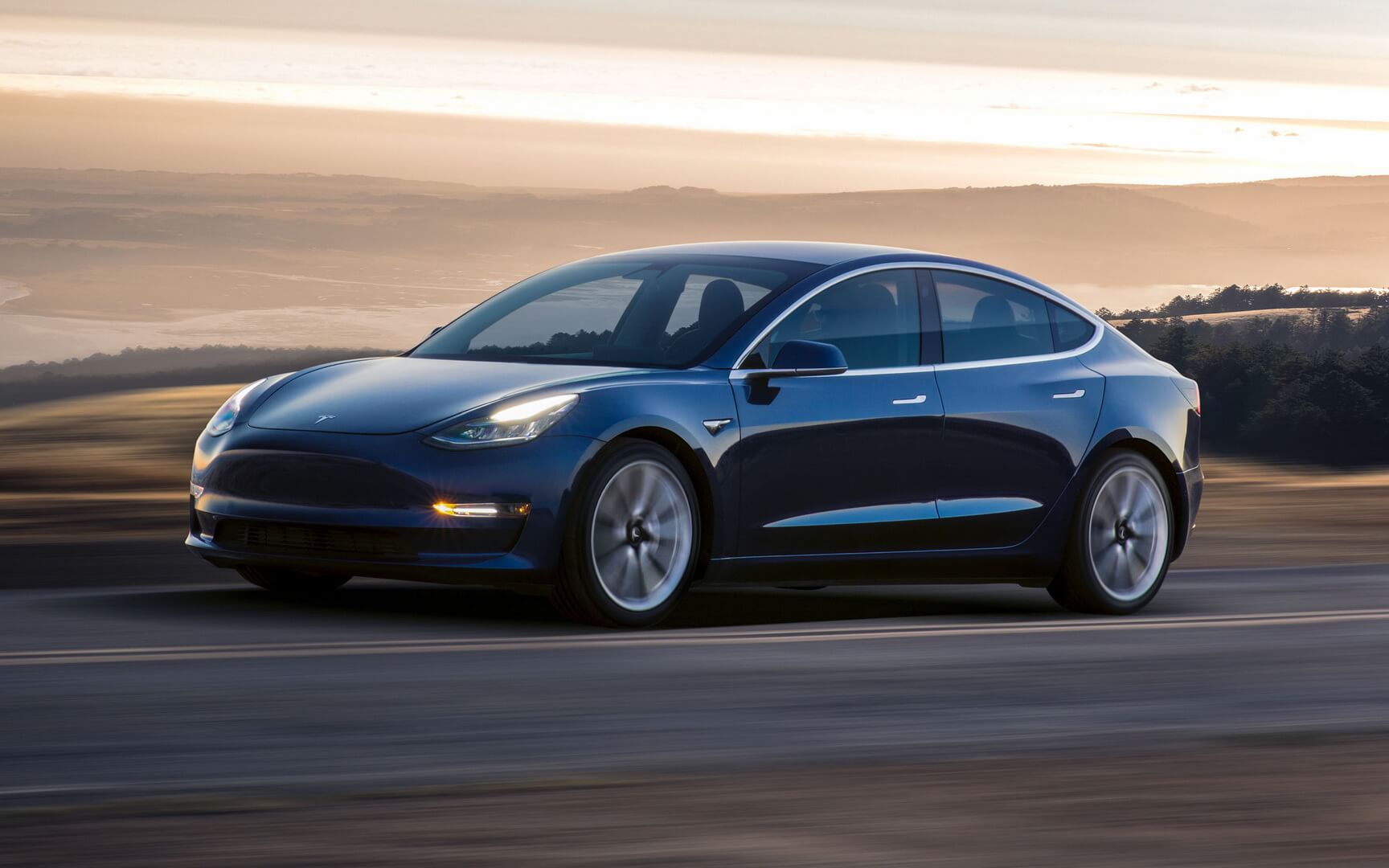 Tesla Model 3 с увеличенным запасом хода