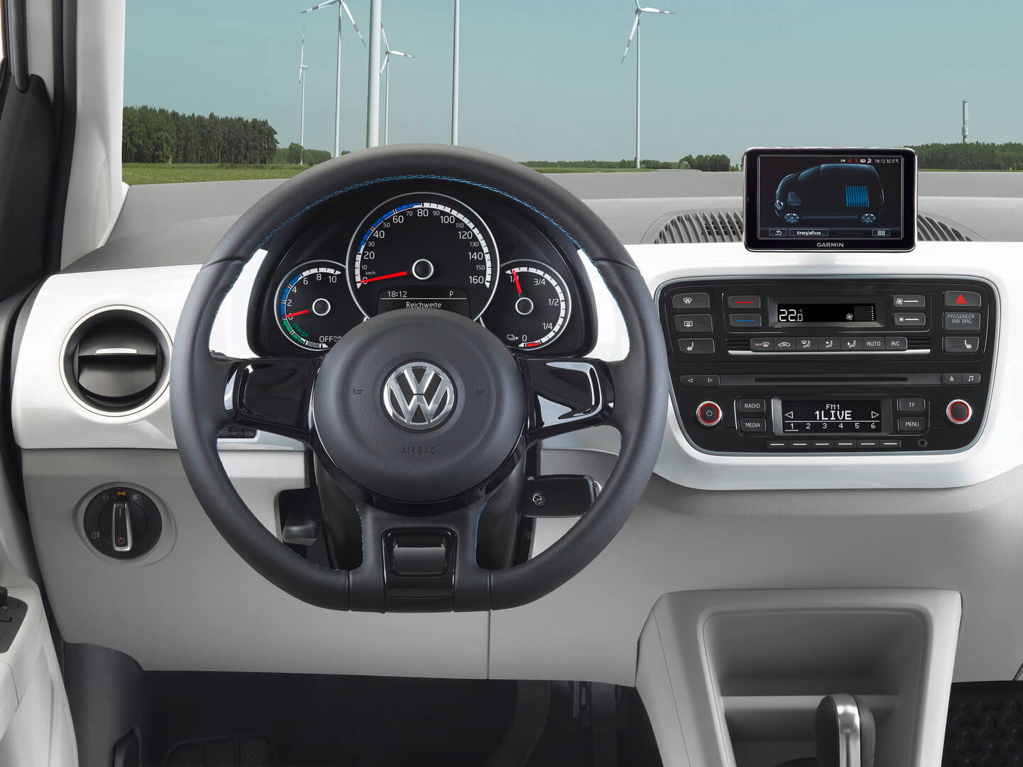 Интерьер электромобиля Volkswagen e-Up!