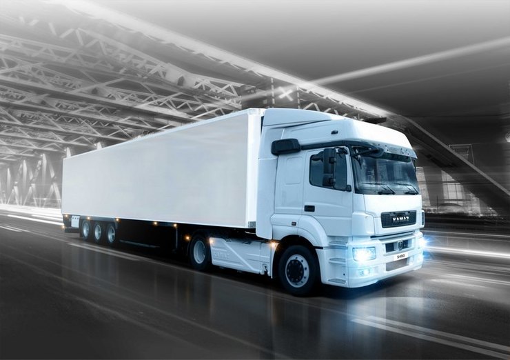 Будущее грузового транспорта в платонинге — движении автономных или полуавтономных машин колонной, которая управляется первым из грузовиков. Такие системы отрабатывают все крупнейшие производители.