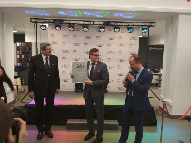 На открытие обновлённого дилерского центра LADA компании «ГУСАР» приехали первые лица «АвтоВАЗа»