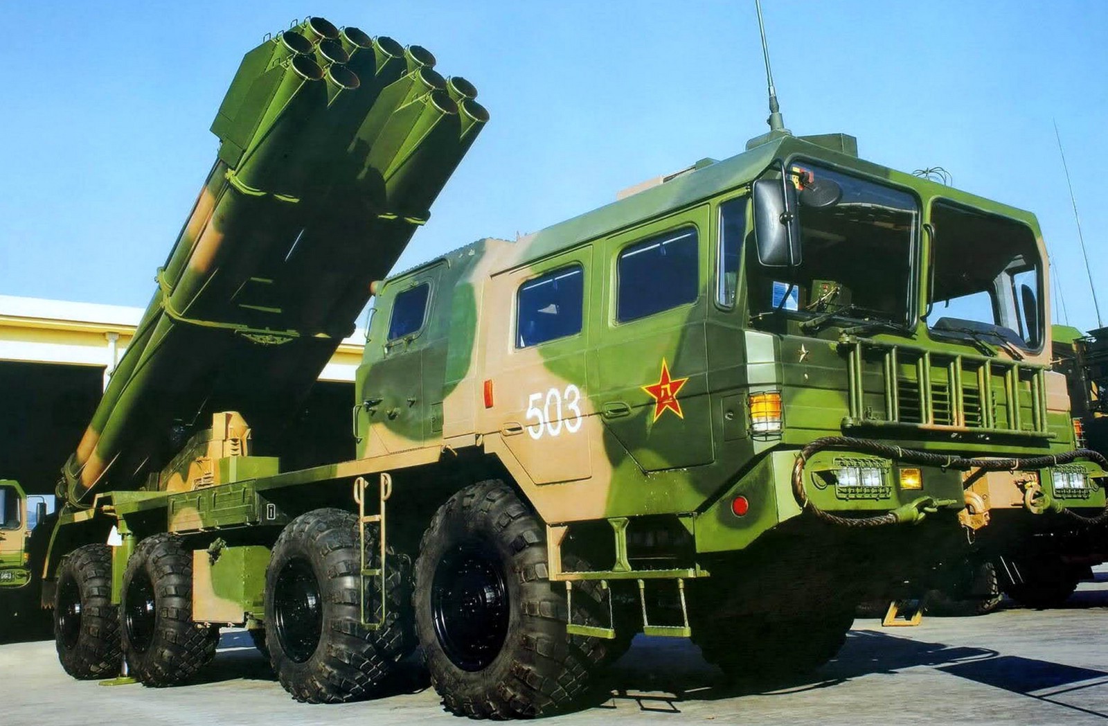 Китайский «Смерч» — пусковая установка А-100 на шасси Wanshan WS-2400