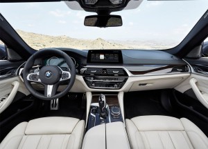 фото салона BMW 5-series 2017-2018 года