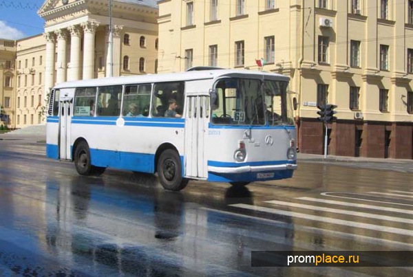 Городской автобус ЛАЗ 695