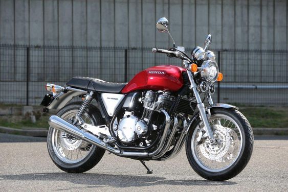 Фото мотоцикла Honda CB 1100 EX