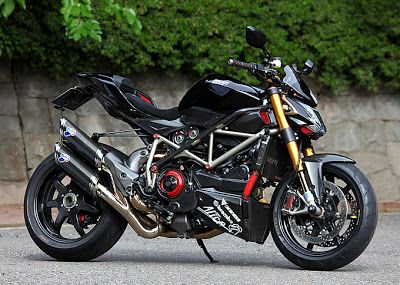 Ducati Streetfighter фото мотоцикла