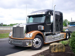 Freightliner Coronado фото